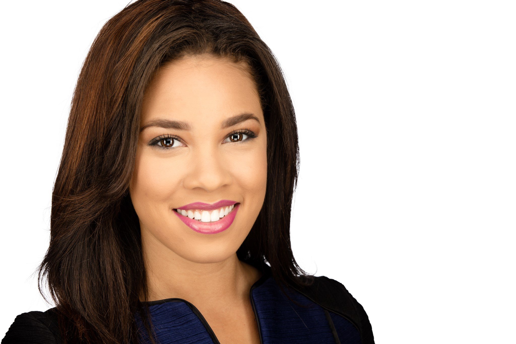 News 4 names Courtney Bryant 5pm anchor - 0