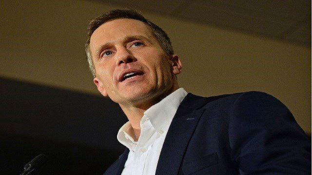 Missouri Republican Governor-elect Eric Greitens delivers a victory speech Tuesday, Nov. 8, 2016, in Chesterfield, Mo. (AP Photo/Jeff Curry)