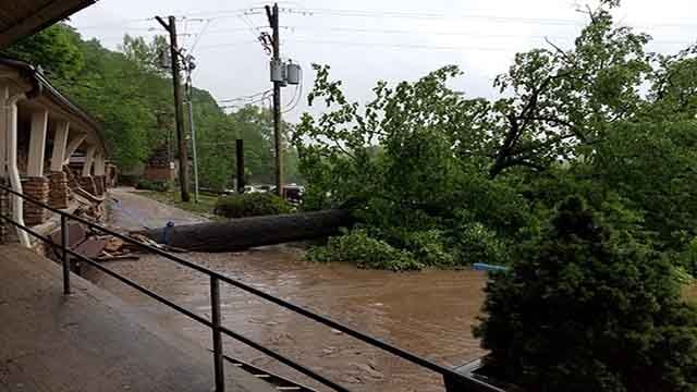 Meramec Caverns cleaning up after flood damage - KMOV.com