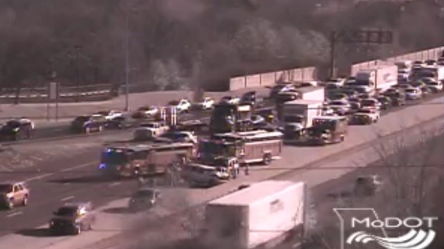 Crash closes I-270 Monday morning - KMOV.com