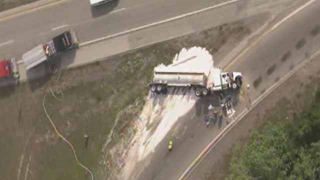 I-55, Highway 67 reopen after hazardous material spilled on road ...